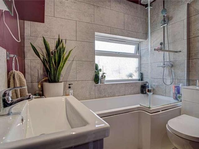House for sale in Rodbourne, Swindon