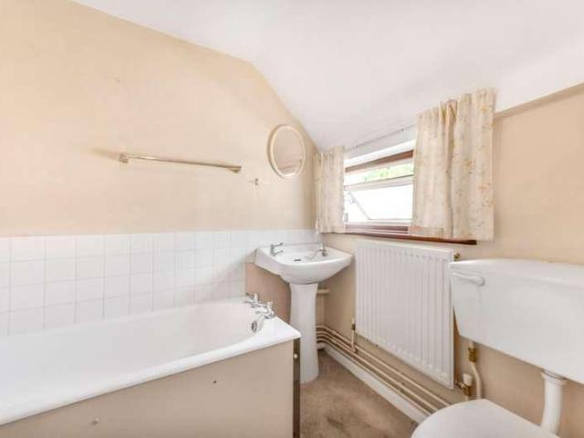 House for sale in Great Easton, Duton Hill