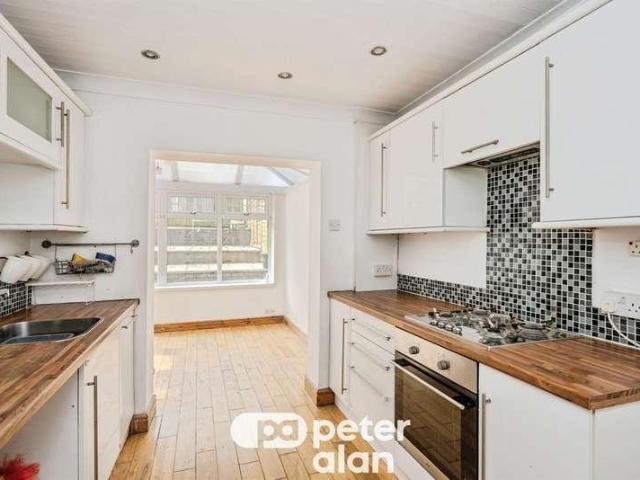 House for sale in Cimla, Neath