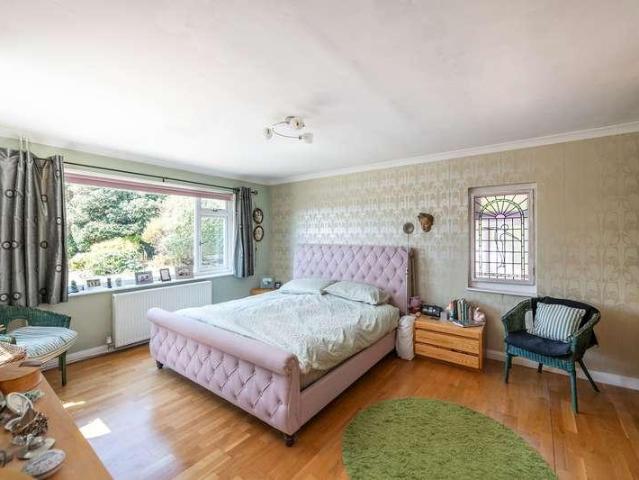House for sale in Red Hill, Surrey