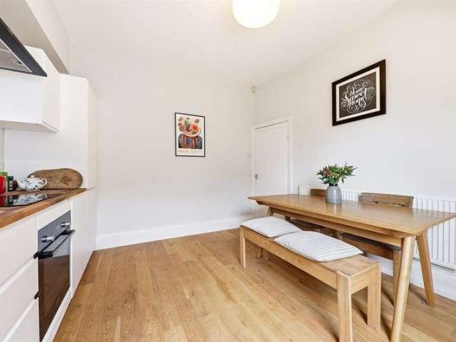 House for sale in Meanwood, West Yorkshire