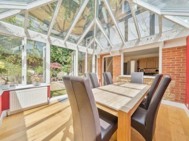 House for sale in Hurtmore, Westborough