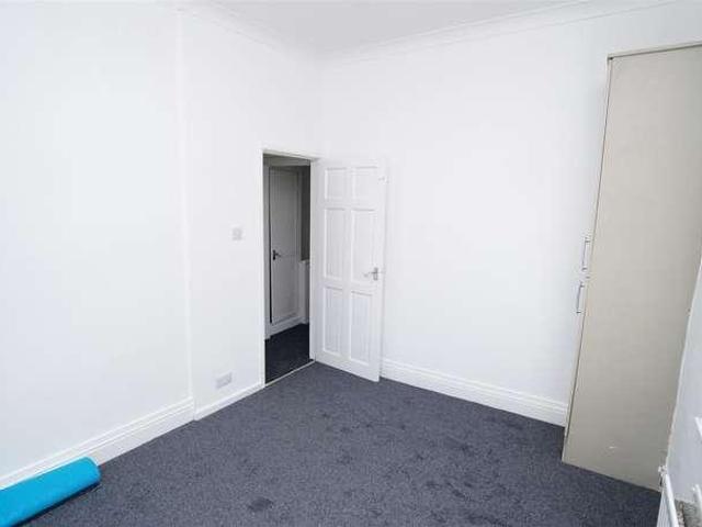 House for sale in Scholemoor, Bradford