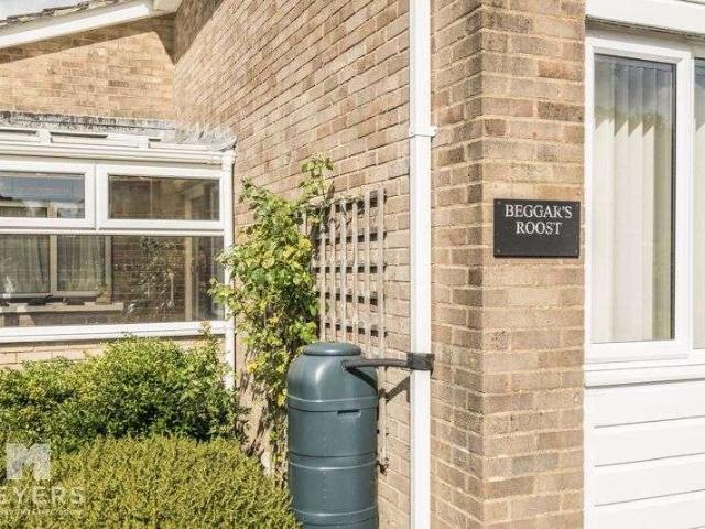 House for sale in Wool, East Burton