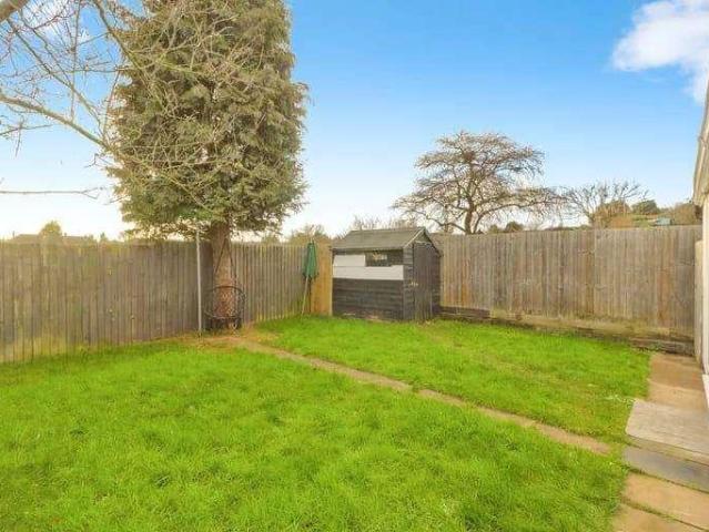 House for sale in Stocking Farm, Old Wharf