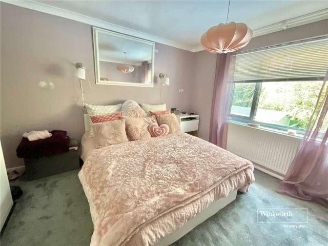 House for sale in Highcliffe