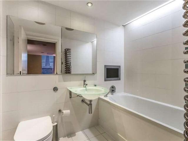 House for sale in Bermondsey, Greater London