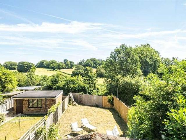 House for sale in The Butts, Kent