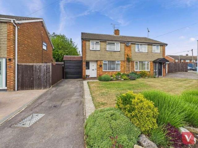 House for sale in Luton, Limbury
