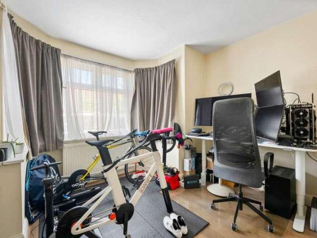 House for sale in Charlton, Greater London