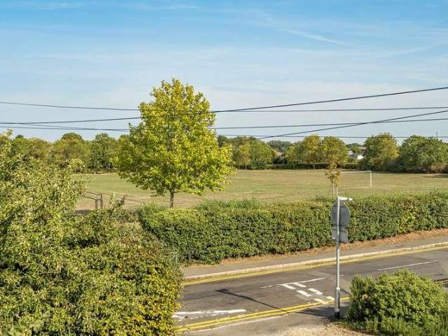 House for sale in Jacobs Well, Guildford