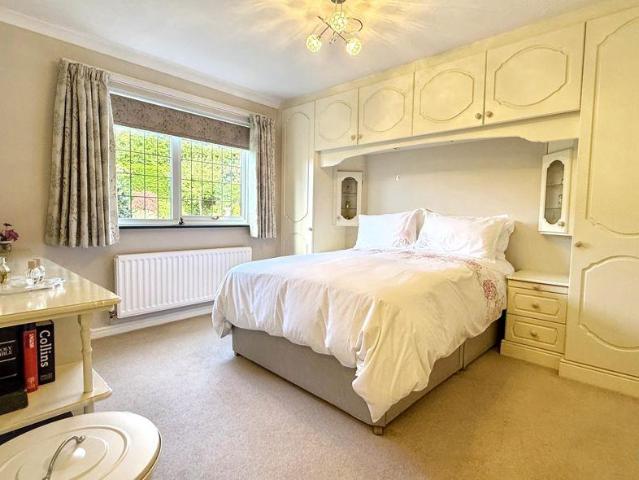 House for sale in Ellington