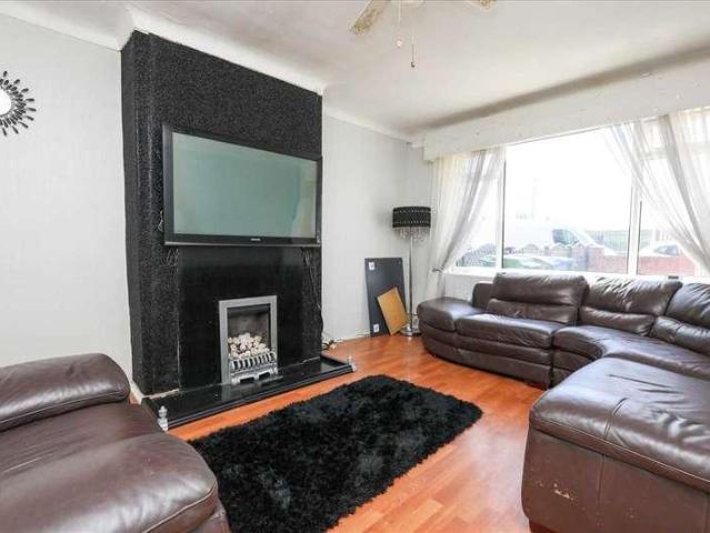 House for sale in Calderstones