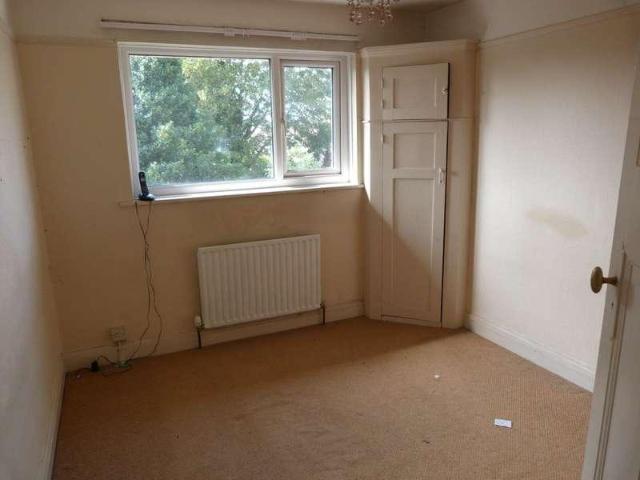 House for sale in Upton, Acol