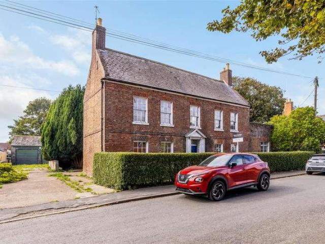 House for sale in Kirton CP, Boston
