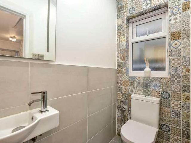 House for sale in North Watford, Hertfordshire