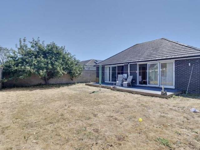 House for sale in Spring Vale, Hampshire
