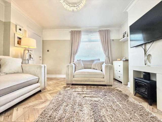House for sale in Huthwaite, East Midlands