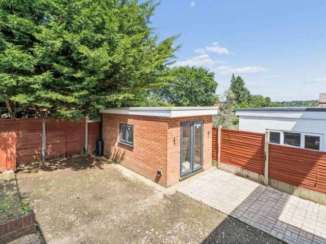 House for sale in Chalfont St. Peter, Denham