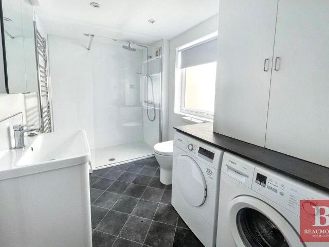 House for sale in Round Hill, Brighton & Hove