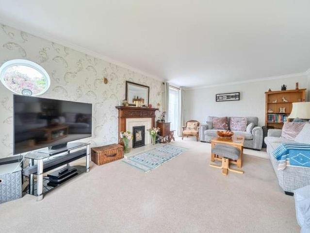 House for sale in Spring Vale, Hampshire