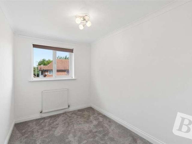 House for sale in Vange, Essex