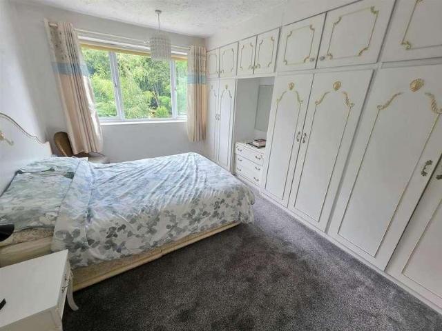 House for sale in Georgia, Greater Manchester