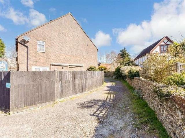 House for sale in Peene, Folkestone