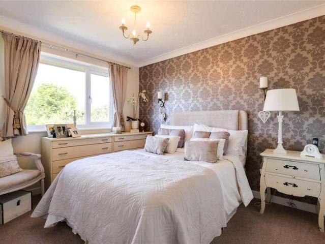 House for sale in Newell Green