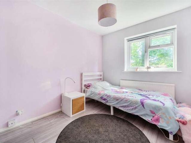 House for sale in Finchampstead