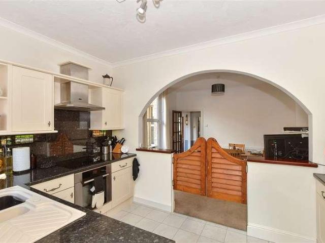 House for sale in Binstead, Ryde