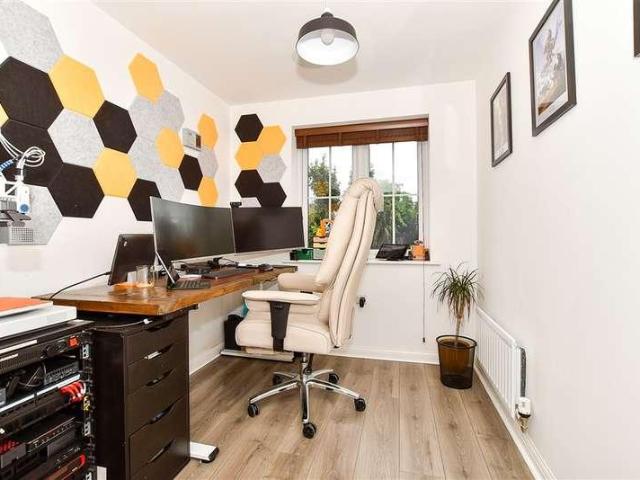 House for sale in Midway, Kent