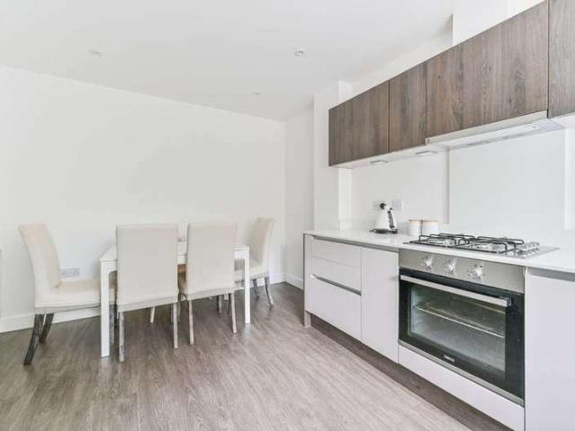 House for sale in South Croydon, London Borough of Croydon