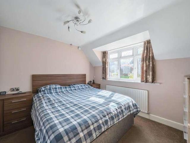 House for sale in Shalford, Westborough