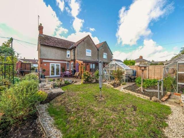House for sale in Newtown, Tewkesbury