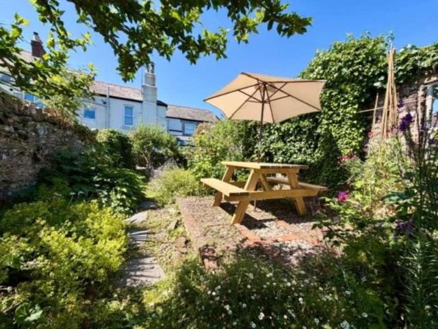House for sale in Strode, Devon