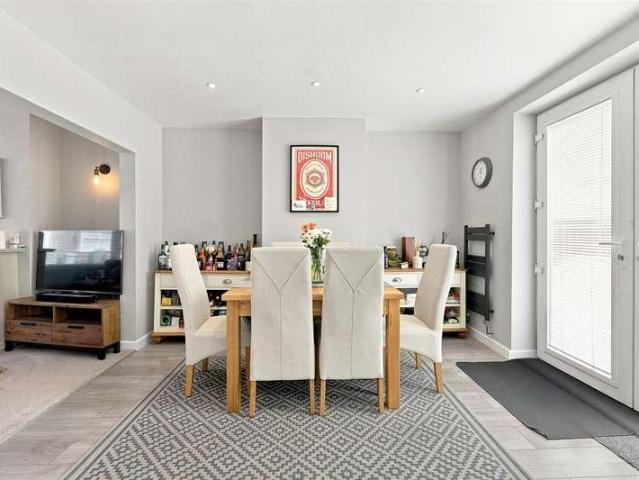 House for sale in Hurdsfield, Macclesfield