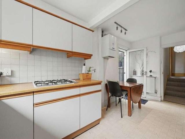 House for sale in Finsbury Park, Greater London