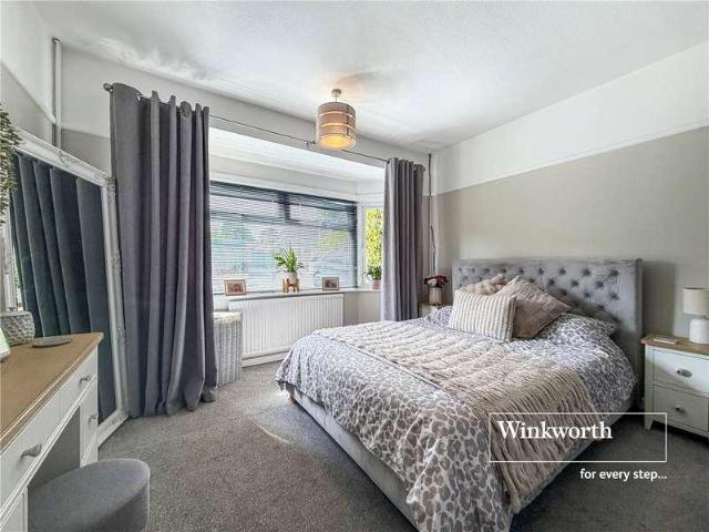 House for sale in Tricketts Cross, Ferndown
