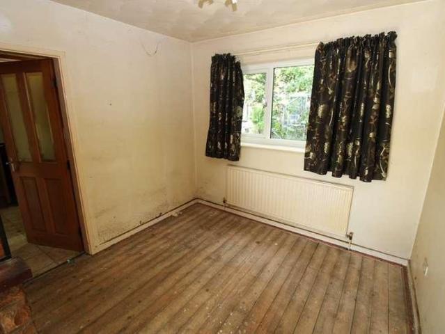 House for sale in Cudworth, South Yorkshire