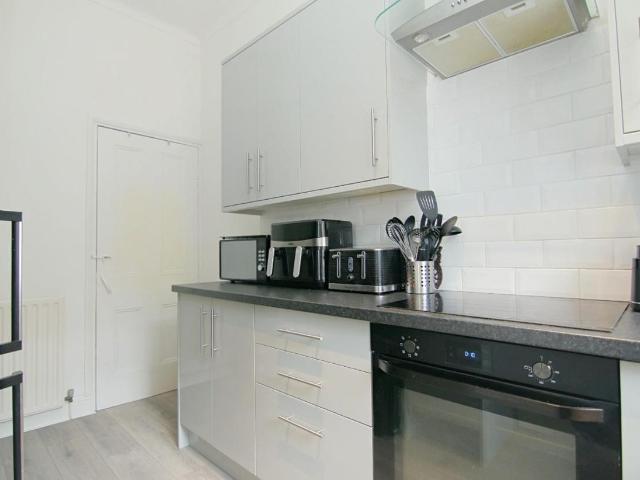 House for sale in Farsley, West Yorkshire