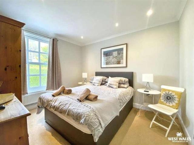 House for sale in Penally