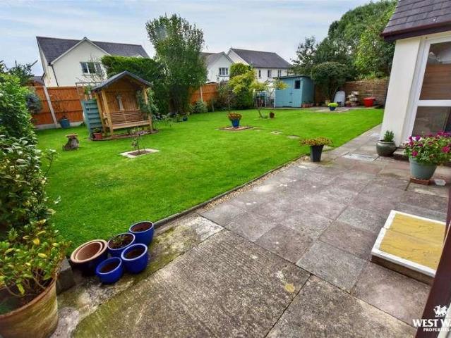 House for sale in Crundale, Wales