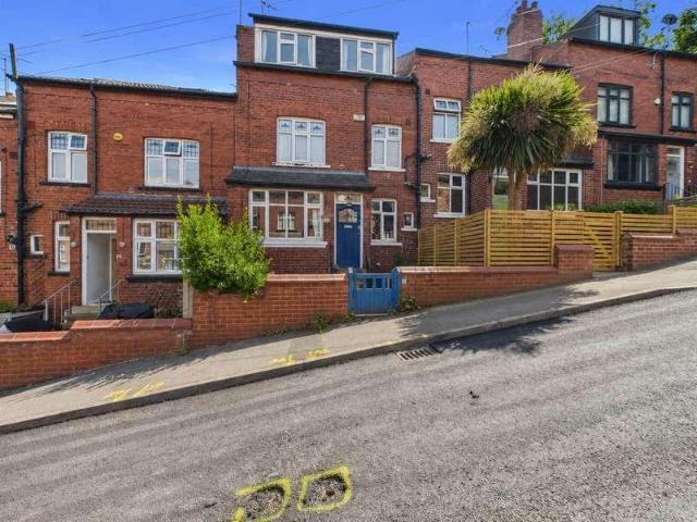 House for sale in Chapel Allerton, West Yorkshire