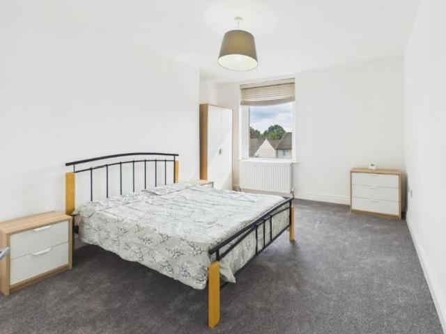 House for sale in Baildon, West Yorkshire