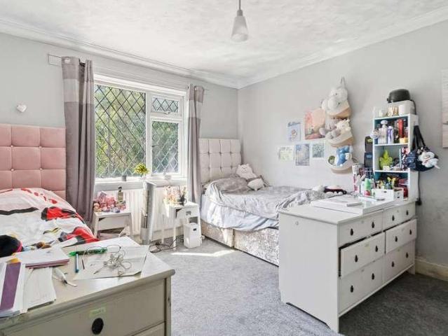 House for sale in Iver