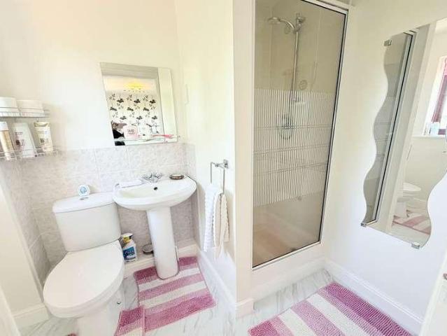 House for sale in Halton