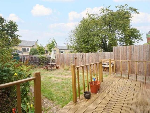 House for sale in London Borough of Lewisham, Ladywell