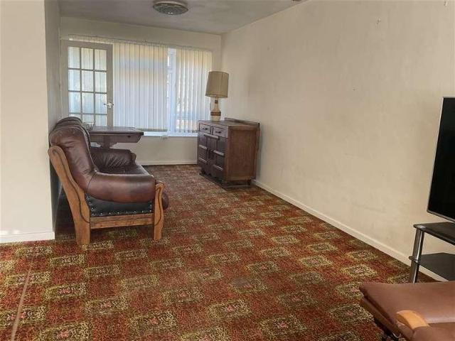 House for sale in Greater London