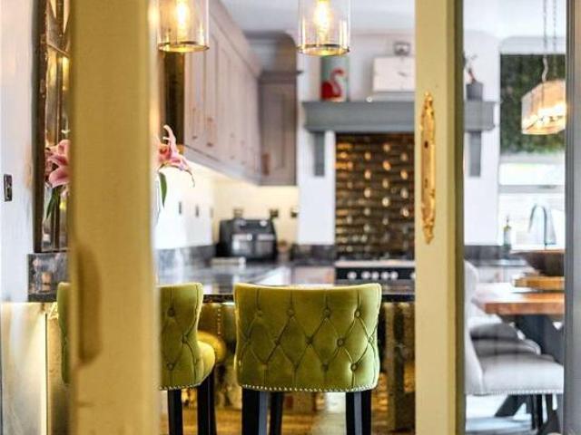 House for sale in Plasnewydd, Cardiff